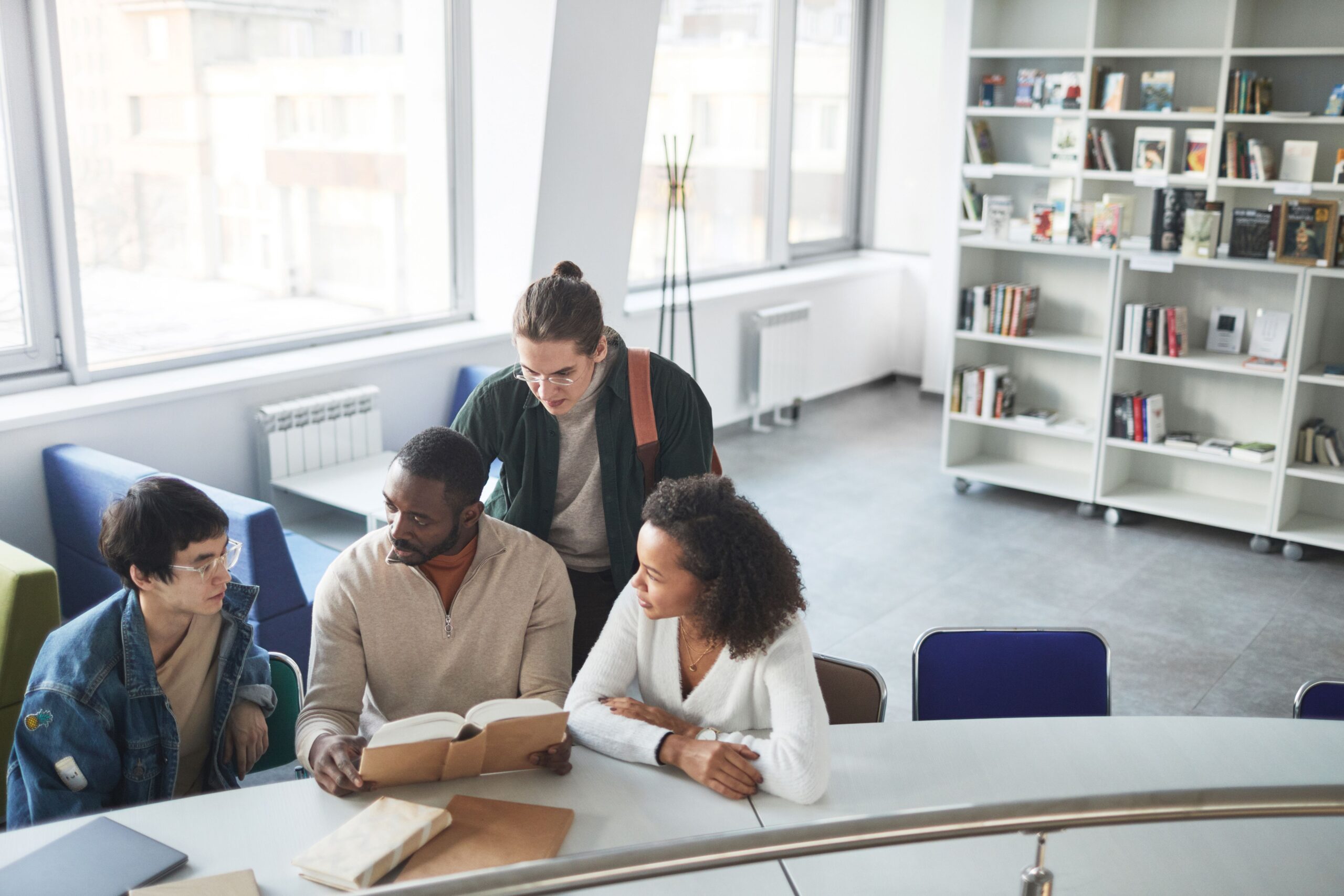 ISK and Nieuwkomersklas in Amsterdam Explained: What Every Expat Parent Needs to Know in 2026